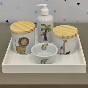 Kit Higiene Bebê Safari com Tampa de Pinus 5 Peças