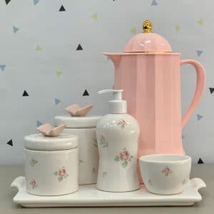 Kit Higiene Bebê Floral Tampa Borboleta Rosa e Bandeja Retangular 6 Peças