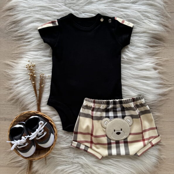 Conjunto Bebe